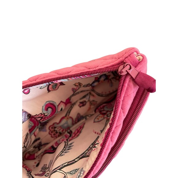 Vera Bradley Majestic Magenta Compact Velvet Quilted Organizer NWOT - Picture 3 of 4
